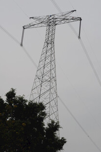 高压线塔