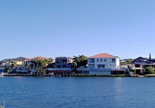 湖畔美宅 宁静水岸风光