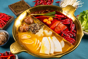 鸳鸯火锅食材丰富诱人