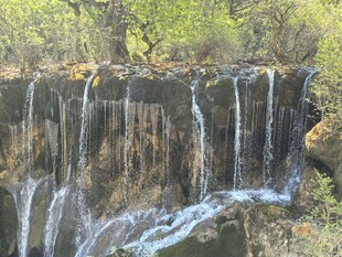 九寨沟 山间瀑布美景