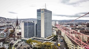 城市高楼与桥梁景观