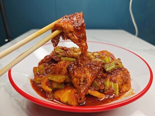 新疆特色炒馕 红烧豆腐