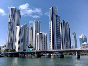 黄金海岸海滨城市风景