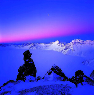 雪山月夜