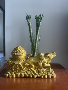 金色马拉车摆件n 绿植相伴