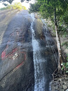 山间小瀑布 自然之美景