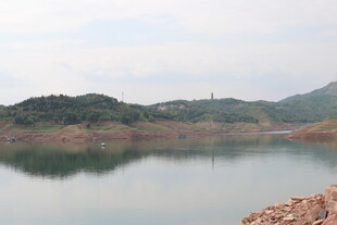宁静山水湖景风光