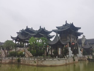 中式古典水边楼阁景观