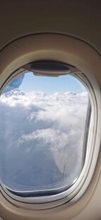 机窗外的云海美景