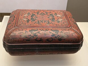 精美彩绘木质首饰盒