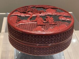 雕花木盒 传统工艺之美