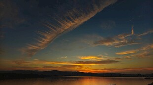 海边壮丽日落美景