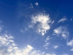 蓝天白云