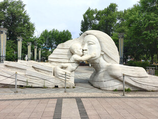 城市广场抽象艺术雕塑