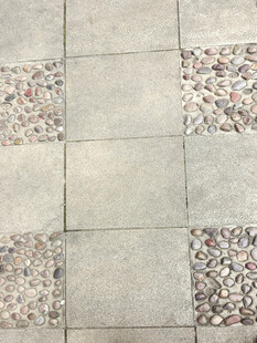 石砖与碎石拼接地面纹理