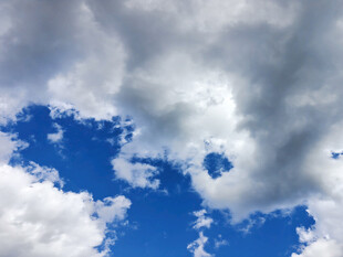 蓝天白云美景