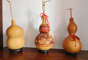 精美工艺葫芦摆件展示
