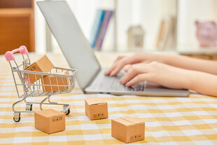 在线购物场景