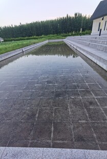 户外方形水景池