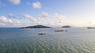 海上岛屿风光