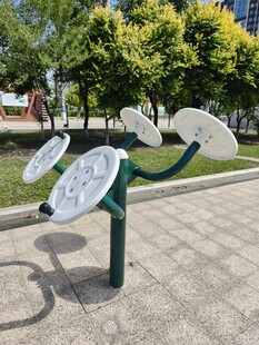 户外健身器材之太极揉推器