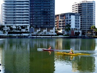 海滨内湾皮划艇运动