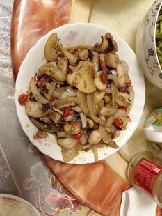 洋葱炒鱿鱼