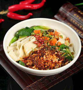 特色陕西面 宽扯油泼面