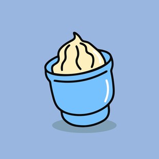 蓝色杯装的奶油冰淇淋