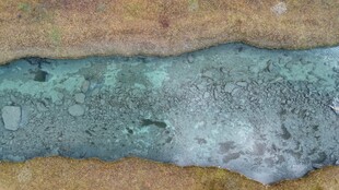 古旧青铜纹理特写