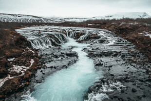 冰岛溪流