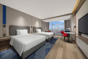 现代风格酒店客房内景