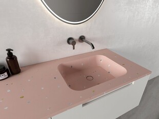 粉色洗手台
