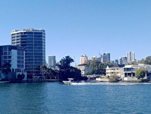 黄金海岸海滨城市风光