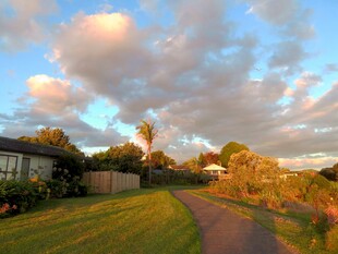 乡村黄昏美景与云霞