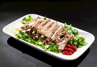 清蒸羔羊肉
