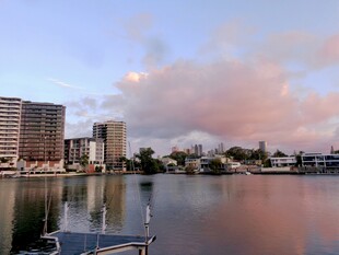 黄金海岸海滨黄昏景象