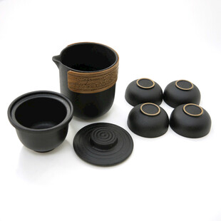黑色陶制茶具套装展示