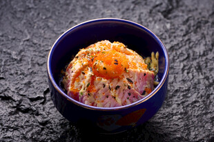 三文鱼寿司盖饭