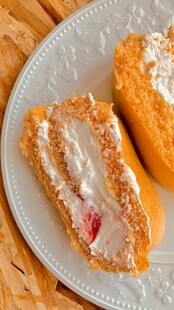 夹心蛋糕卷甜蜜美味诱惑