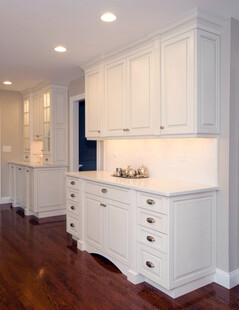 现代简约白色厨房橱柜