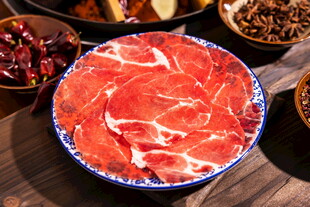 鲜切肥牛片