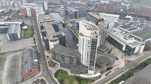 城市建筑群俯瞰景观