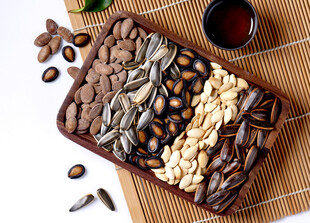 坚果拼盘