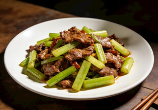 芹菜炒牛肉