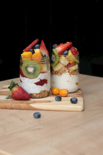 水果酸奶杯