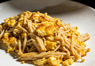 金针菇炒鸡蛋