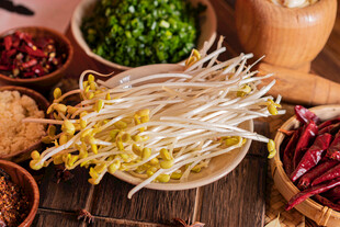 新鲜豆芽