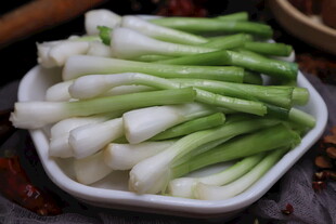 新鲜青葱