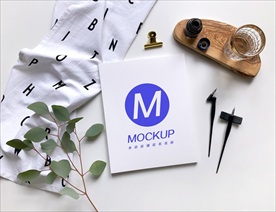 插画海报宣传页展示样机